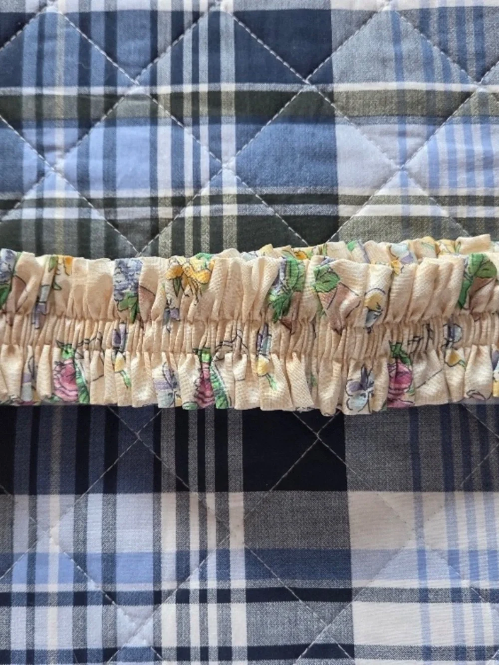 Longaberger Medium Blossoms Garter for Baskets